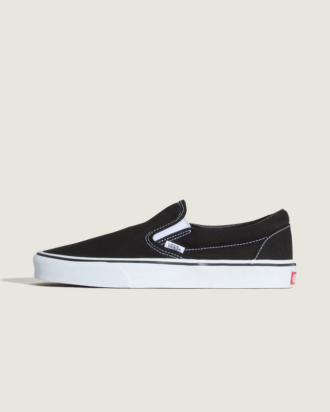 VANS SLIP ON SHOE - BLACK/WHITE